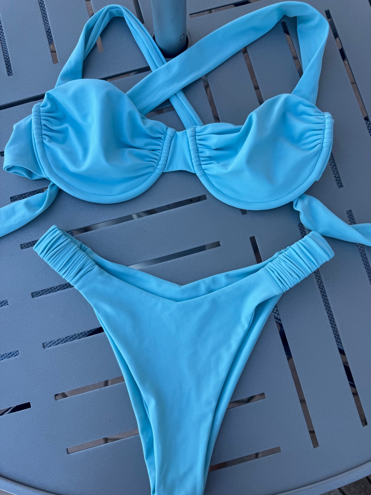 Reverie Bottom